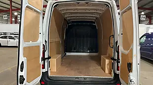 Used 2023 Renault Master Advance White - Interior and Exterior details 4