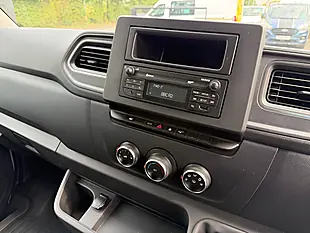 Used 2023 Renault Master Business+ Grey - Interior and Exterior details 14