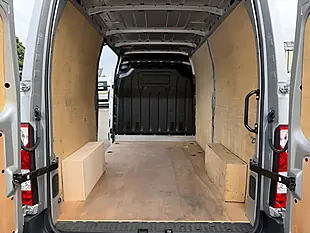 Used 2023 Renault Master Business+ Grey - Interior and Exterior details 17