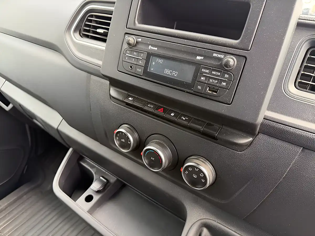 Used 2023 Renault Master Business+ Grey - Interior and Exterior details 14