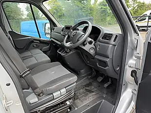 Used 2023 Renault Master Business+ Grey - Interior and Exterior details 3