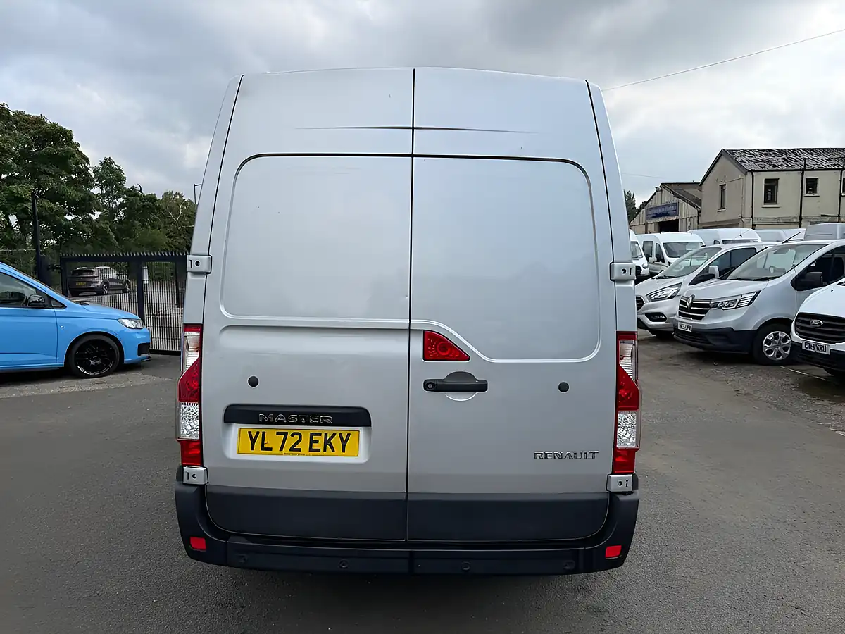 Used 2023 Renault Master Business+ Grey - Interior and Exterior details 7