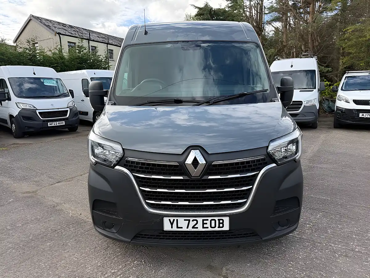 Used 2023 Renault Master Business+ Grey - Interior and Exterior details 11