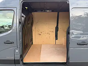 Used 2023 Renault Master Business+ Grey - Interior and Exterior details 17