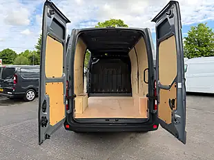 Used 2023 Renault Master Business+ Grey - Interior and Exterior details 4
