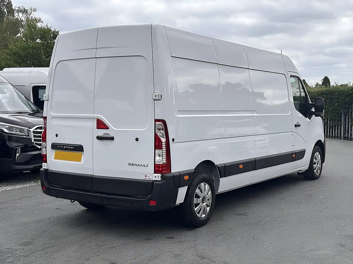 Used 2023 Renault Master Business+ L3H2 Mineral White - Interior and Exterior details 11