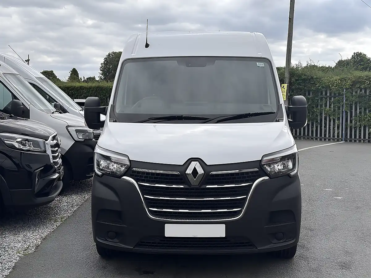 Used 2023 Renault Master Business+ L3H2 Mineral White - Interior and Exterior details 13