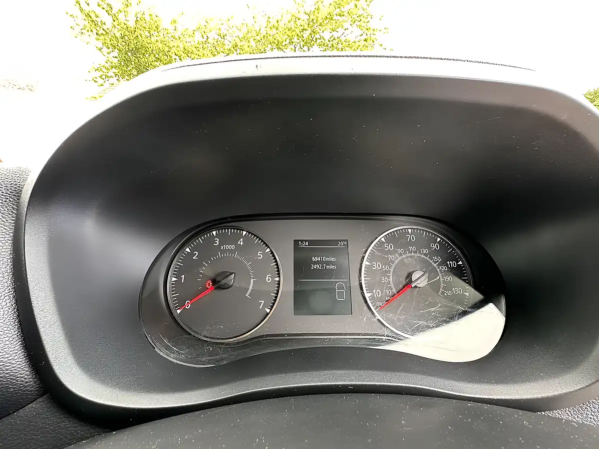 Used 2023 Renault Master Business+ Mineral White - Interior and Exterior details 16