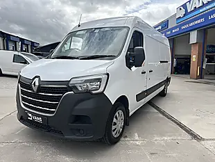 Used 2023 Renault Master Business+ Mineral White - Interior and Exterior details 11