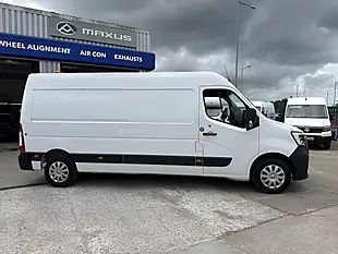 Used 2023 Renault Master Business+ Mineral White - Interior and Exterior details 3