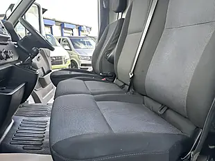Used 2023 Renault Master Business+ Mineral White - Interior and Exterior details 15