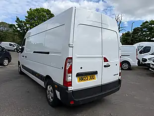 Used 2023 Renault Master Business Plus White - Interior and Exterior details 8
