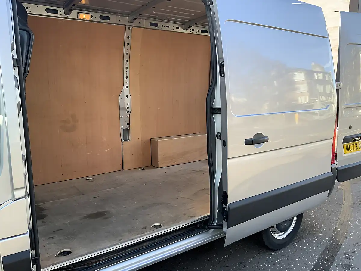 Used 2023 Renault Master Business Star Grey - Interior and Exterior details 16