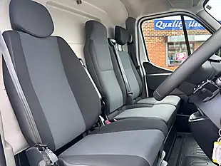 Used 2023 Renault Master Business+ White - Interior and Exterior details 13