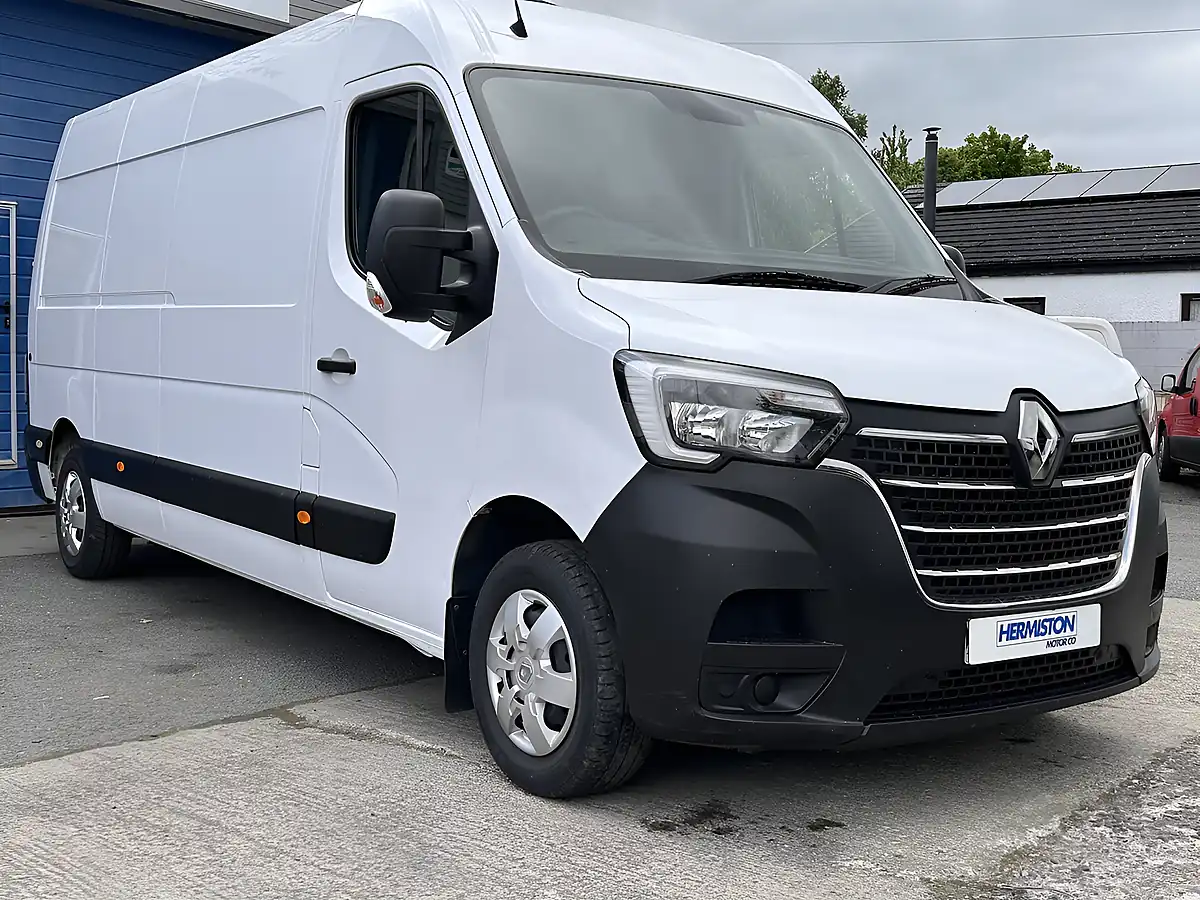 Used 2023 Renault Master Business+ White - Interior and Exterior details 2
