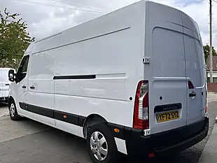 Used 2023 Renault Master Business+ White - Interior and Exterior details 7