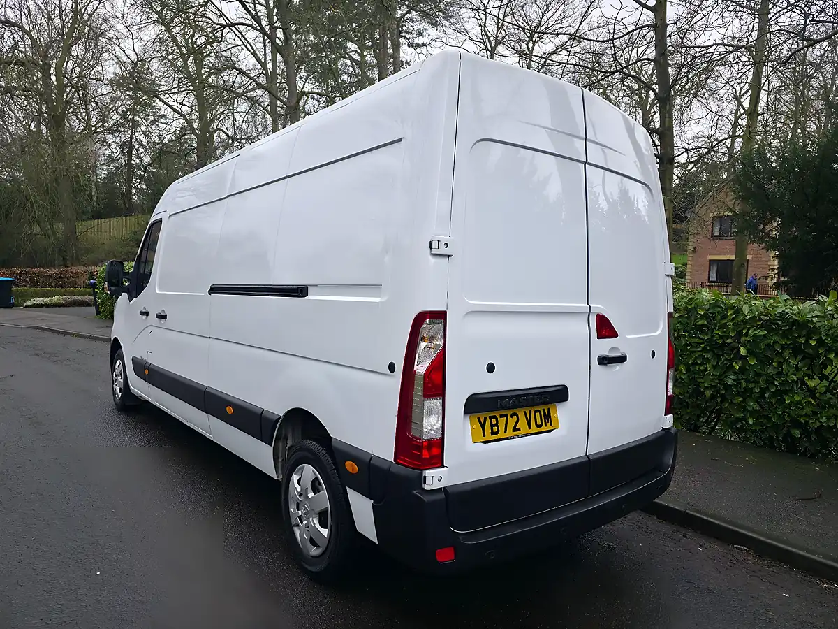 Used 2023 Renault Master Business+ White - Interior and Exterior details 6
