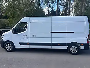 Used 2023 Renault Master Business+ White - Interior and Exterior details 3