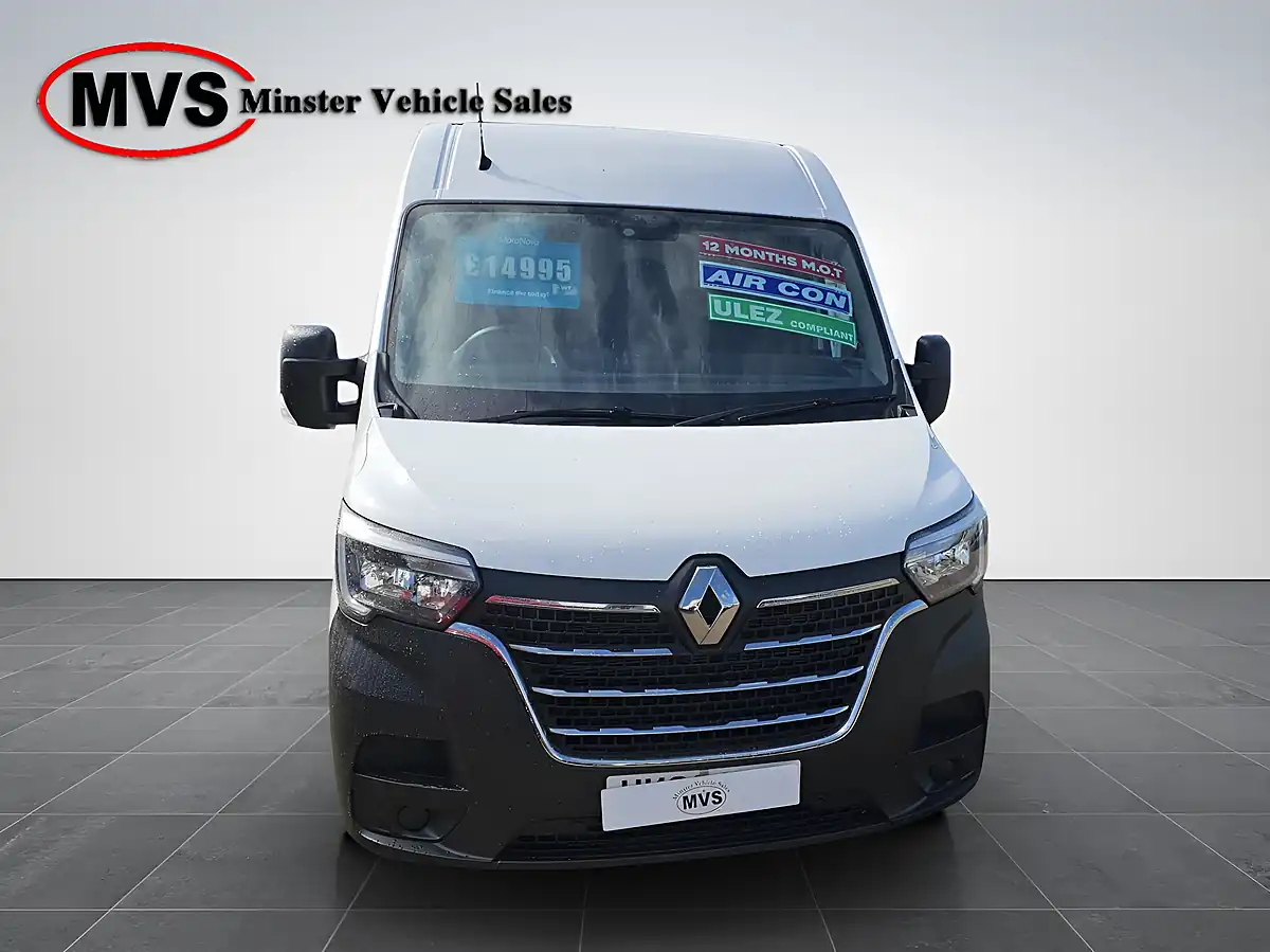 Used 2023 Renault Master Business+ White - Interior and Exterior details 6