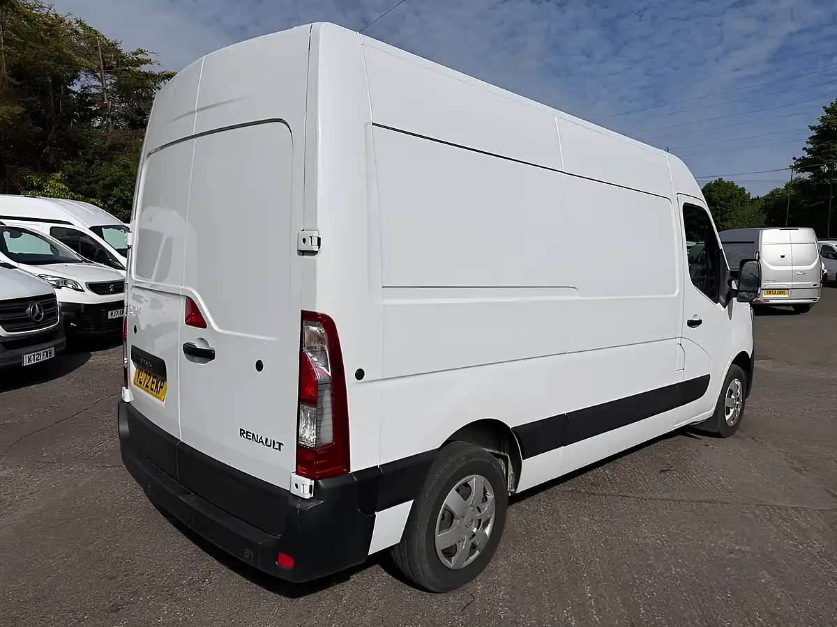 Used 2023 Renault Master Business+ White - Interior and Exterior details 2