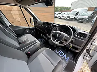 Used 2023 Renault Master LH35 Business Blue L3-H3 White - Interior and Exterior details 16