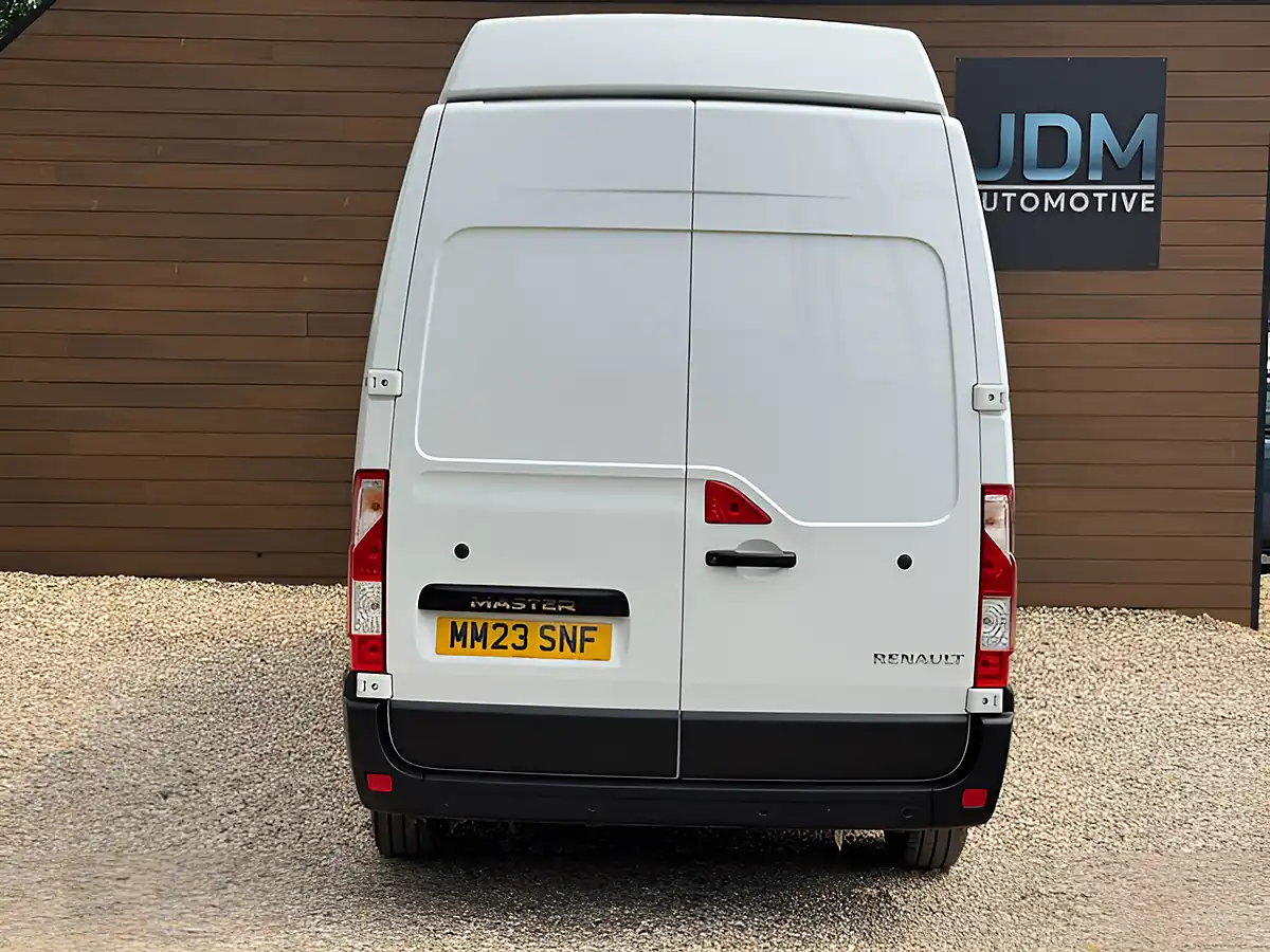 Used 2023 Renault Master LH35 Business Blue L3-H3 White - Interior and Exterior details 4