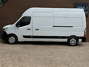 Used 2023 Renault Master LH35 Business Blue L3-H3 White - Interior and Exterior details 8