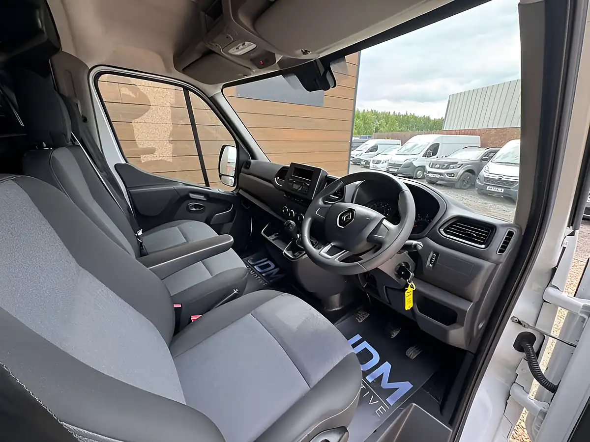 Used 2023 Renault Master LH35 Business Blue L3 H3 White - Interior and Exterior details 14
