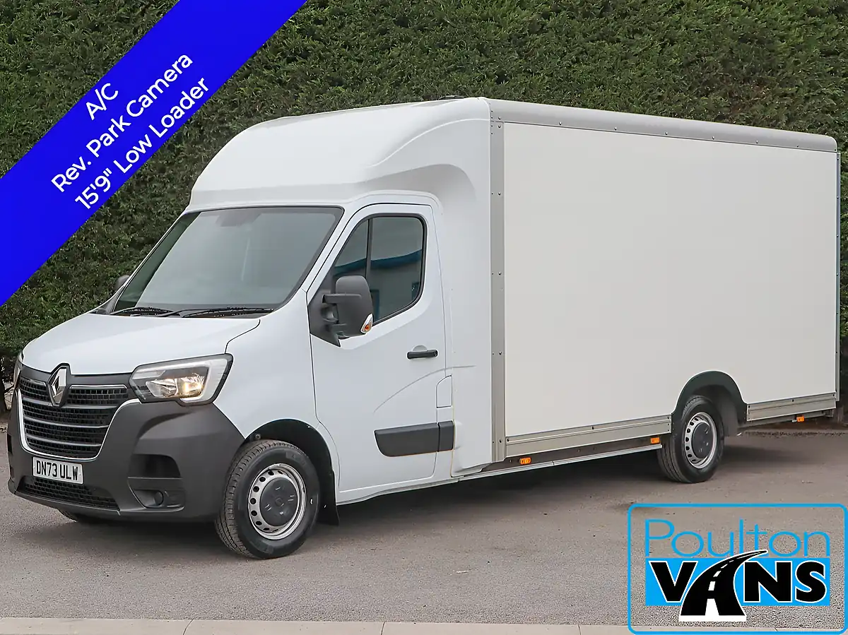 Used 2023 Renault Master LL35 Business Mineral White - Front View