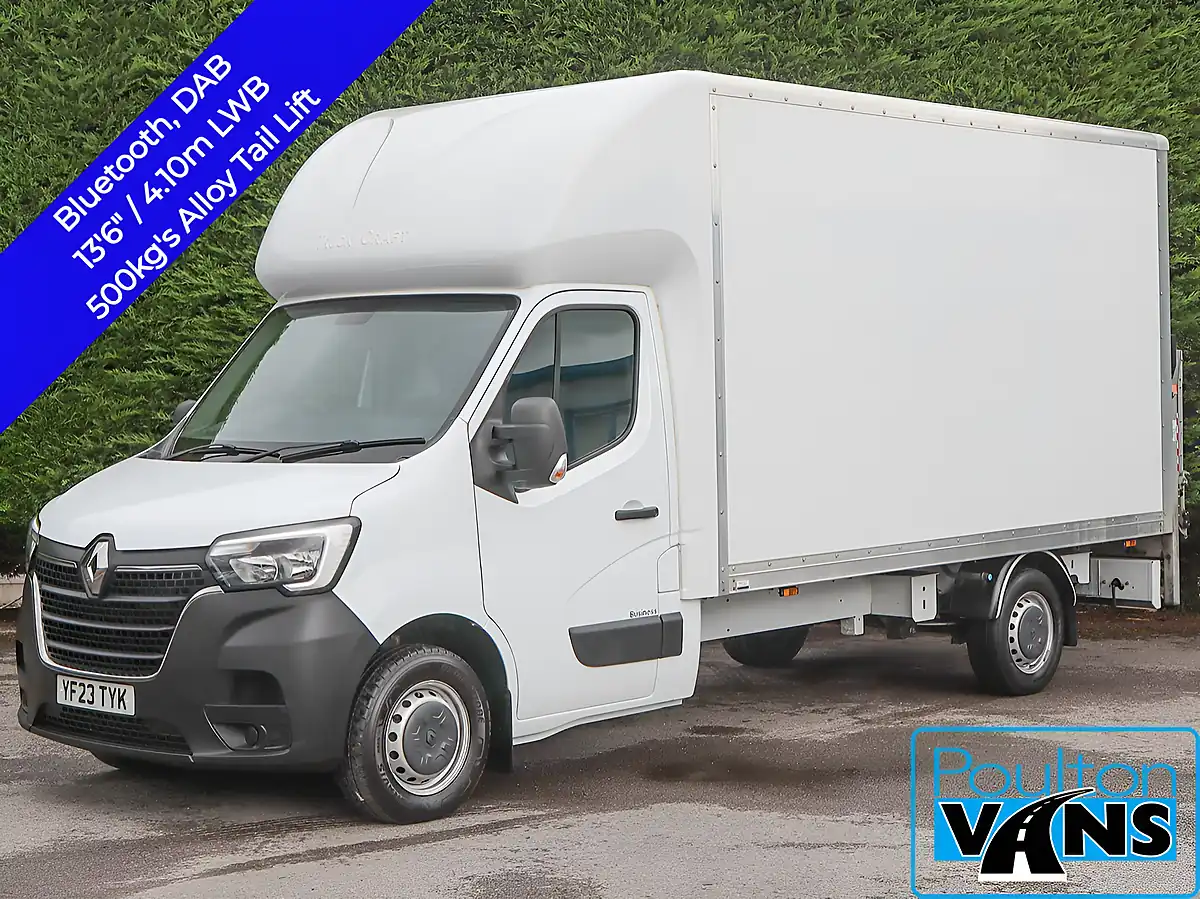 Used 2023 Renault Master LL35 Business Mineral White - Front View