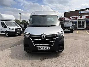 Used 2023 Renault Master LM35 Busines Plus Silver - Interior and Exterior details 11