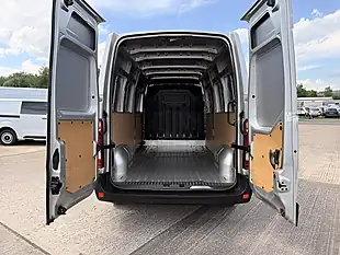 Used 2023 Renault Master LM35 Busines Plus Silver - Interior and Exterior details 5