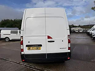 Used 2023 Renault Master LM35 Business Plus White - Interior and Exterior details 4