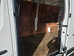 Used 2023 Renault Master LM35 Start Medium Roof Van White - Interior and Exterior details 7