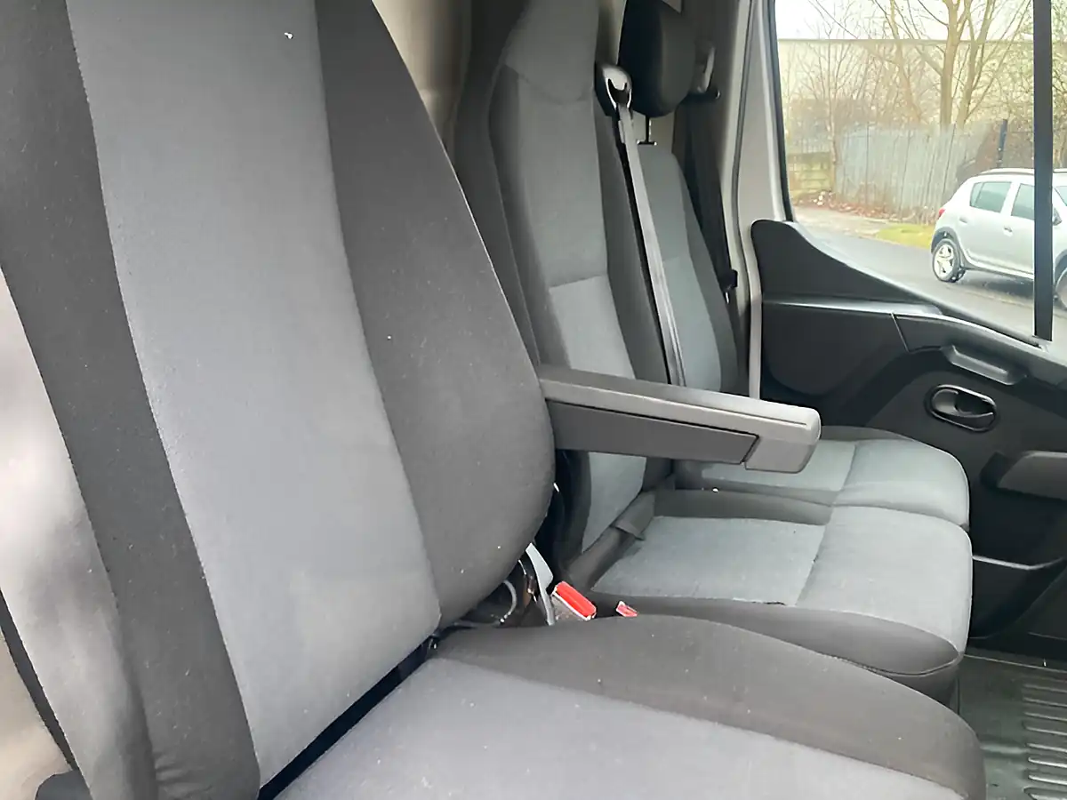 Used 2023 Renault Master Long Wheel Base High Roof L3 H2 Business Plus White - Interior and Exterior details 7