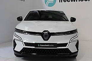 Used 2023 Renault Megane E-Tech Techno+ White - Interior and Exterior details 4
