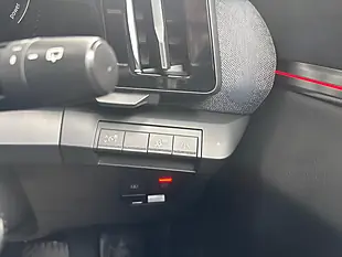 Used 2023 Renault Megane Techno Flame Red - Interior and Exterior details 11