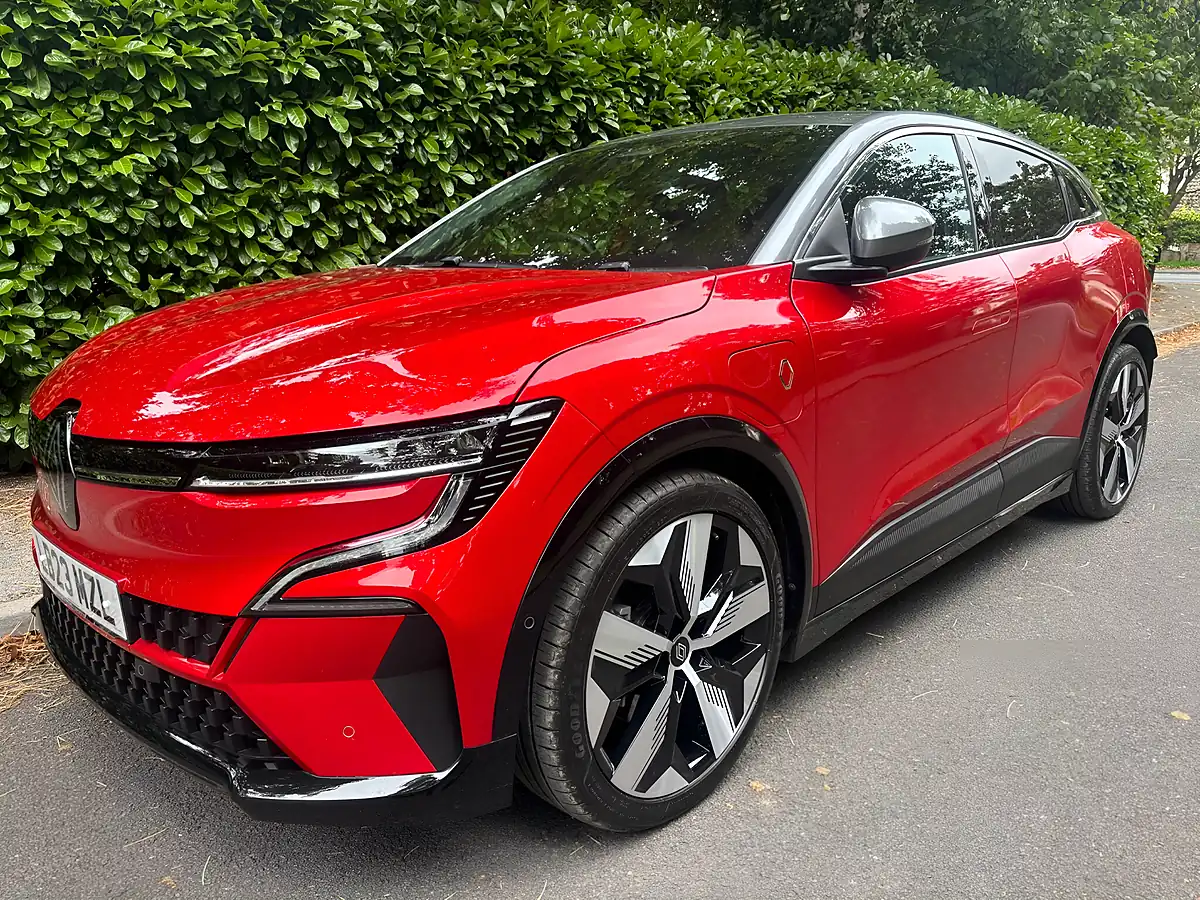 Used 2023 Renault Megane Techno Flame Red - Interior and Exterior details 3