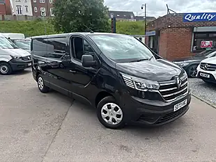 Used 2023 Renault Trafic Advance Black - Interior and Exterior details 5