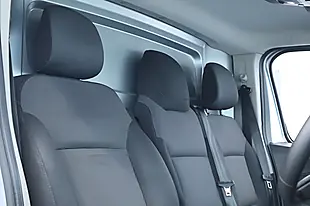 Used 2023 Renault Trafic Advance Grey - Interior and Exterior details 16
