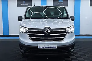 Used 2023 Renault Trafic Advance Grey - Interior and Exterior details 5