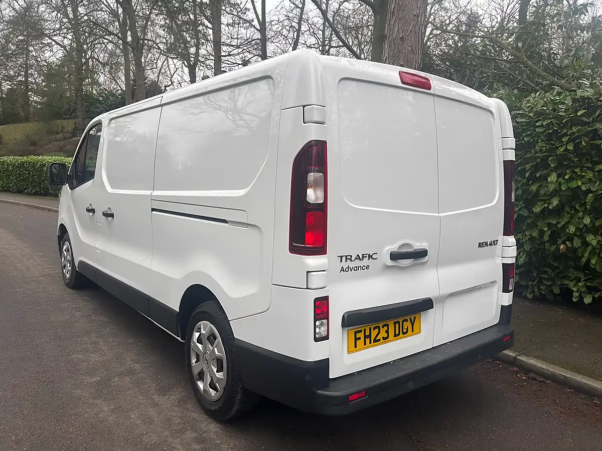 Used 2023 Renault Trafic Advance L2 H1 White - Interior and Exterior details 5
