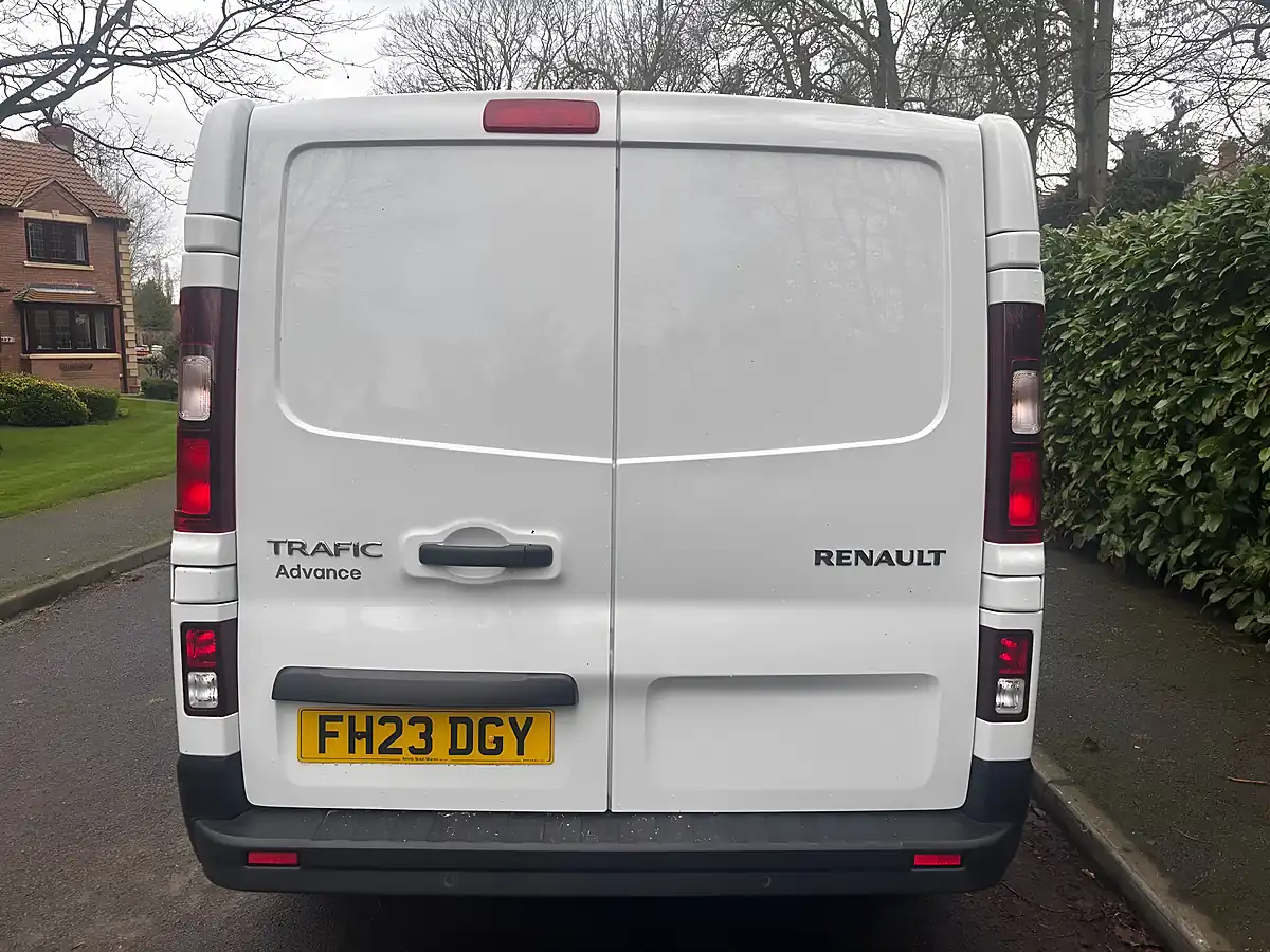 Used 2023 Renault Trafic Advance L2 H1 White - Interior and Exterior details 6