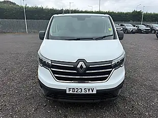 Used 2023 Renault Trafic Advance White - Interior and Exterior details 2