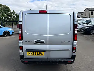 Used 2023 Renault Trafic Business+ Grey - Interior and Exterior details 4