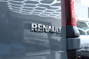 Used 2023 Renault Trafic Business+ Grey - Interior and Exterior details 11