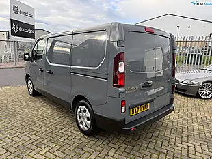 Used 2023 Renault Trafic Business+ Grey - Interior and Exterior details 4