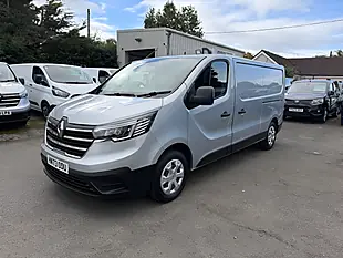 Used 2023 Renault Trafic Business+ Grey - Interior and Exterior details 8
