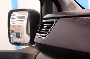 Used 2023 Renault Trafic Business+ White - Interior and Exterior details 18