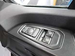 Used 2023 Renault Trafic Business+ White - Interior and Exterior details 10